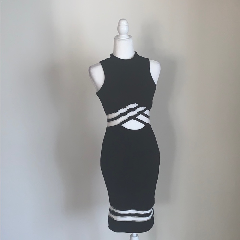 Black and White Sleevless Cutout Dress